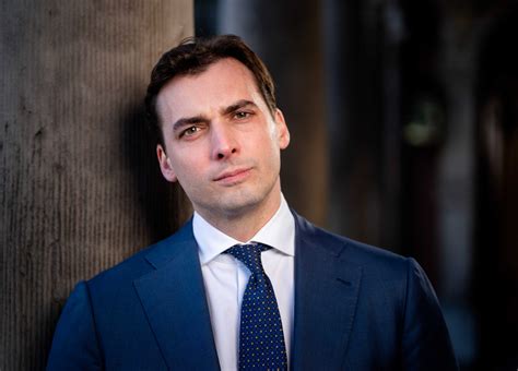 TERUGKIJKEN | Live in gesprek met lijsttrekker Thierry Baudet (FVD) | Foto | AD.nl