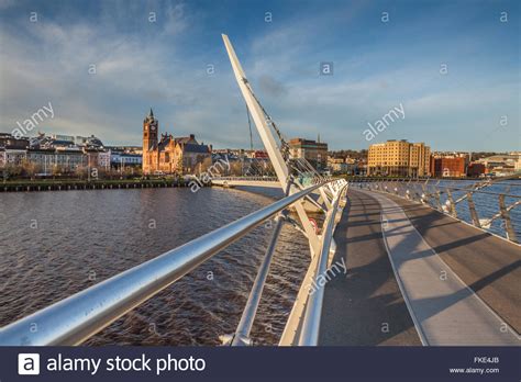 The Peace Bridge - Derry/Londonderry Stock Photo - Alamy