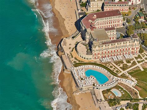 Luxury 5* Hotel overlooking the Sea in Biarritz | Hôtel du Palais by Hyatt