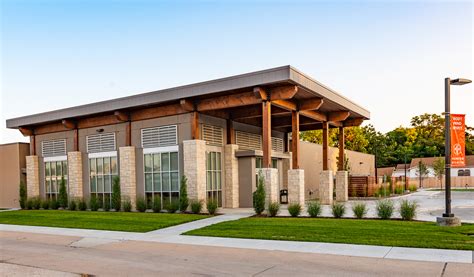 LK-Architecture-Healthcare-Hunter-Health-Clinic-Wichita-KS-12 | LK Architecture