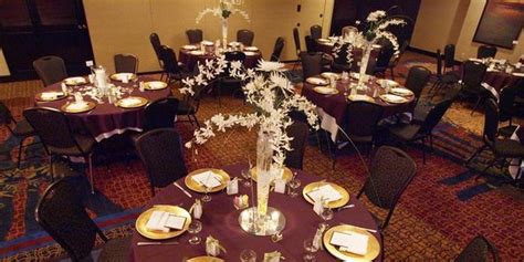 Embassy Suites Kansas City Plaza Weddings | Get Prices for Wedding Venues in NC