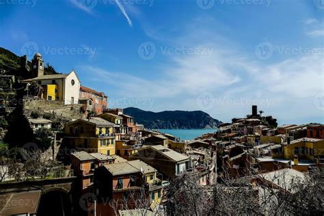 Small city in the Abruzzo region in Italy 14789400 Stock Photo at Vecteezy