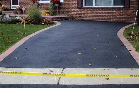 Why Seal Your Asphalt Driveway? - Mr Pavement