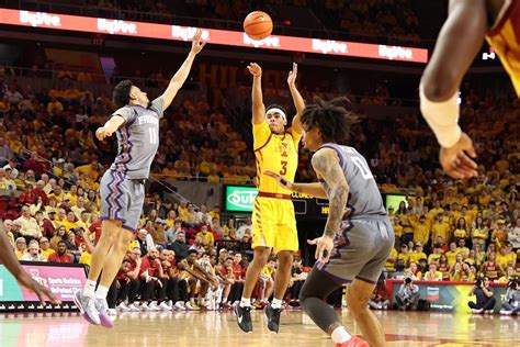 Iowa State moves up in Week 15 AP men's basketball rankings