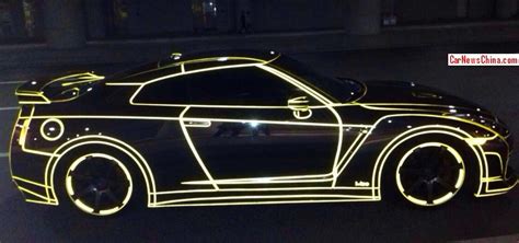 Nissan GT-R glows in the dark in China - CarNewsChina.com