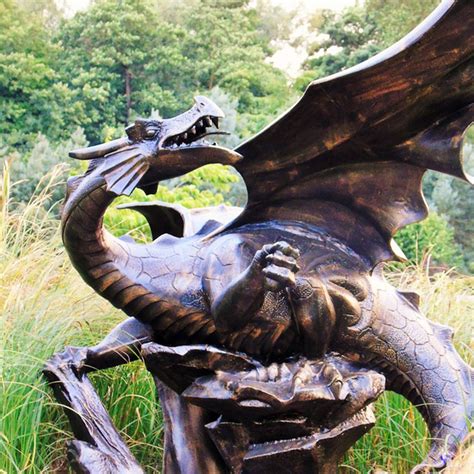 Large Dragon - Garden Wonders UK