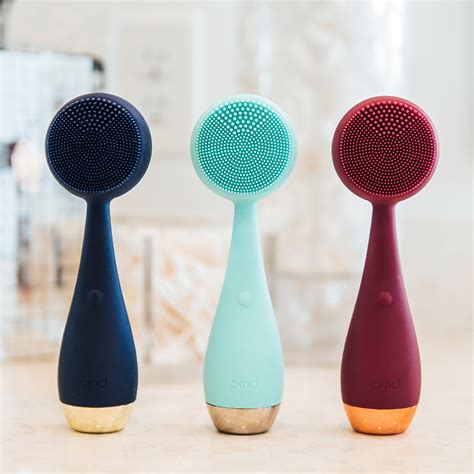 7 Best Facial Cleansing Brushes for Extra-Clean Skin - NewBeauty