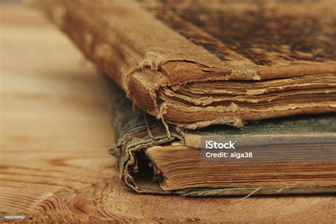 Closeup Of Old Book Pages Texture Stock Photo - Download Image Now - Aging Process, Backgrounds ...