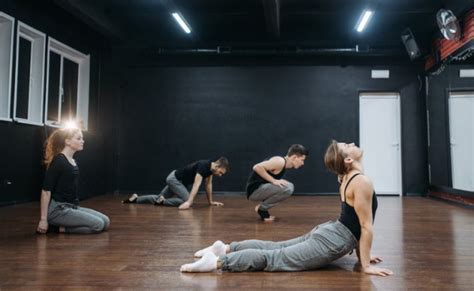 A Detailed Guide Of Warm-Ups For Dancers - City Dance Studios