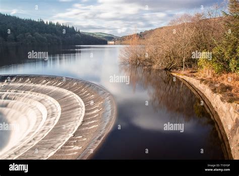 The overflow hole at Ladybower Reservoir, Derwent Valley, Peak District ...