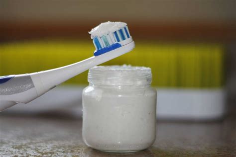 Homemade Toothpaste - Natural and Simple Recipes