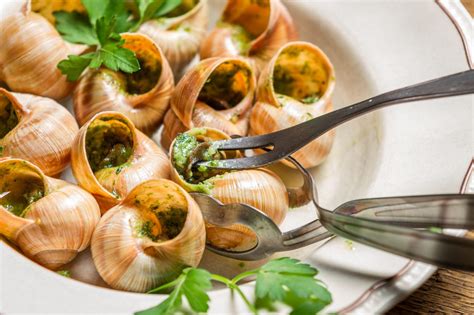 French escargots à la bourguignonne – Magazine WorldPass