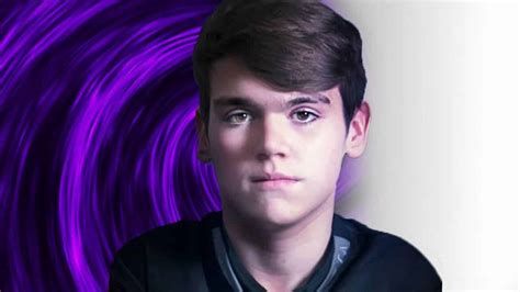 What Keyboard, Mouse, Mousepad, Switches Does Mongraal Use?