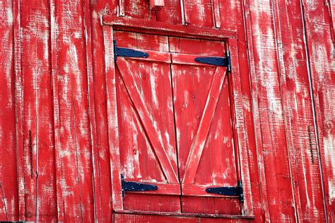 Red Barn Door | Rustic red barn door this was up on the loft… | Melissa ...