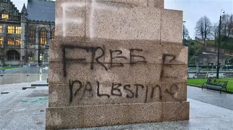 Rochdale Cenotaph is graffitied with ‘Free Palestine’ ahead of Remembrance Sunday - LBC