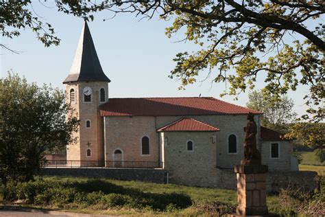 Photo à Le Cuing (31210) : Eglise surplombant la vallée de la Louge - Le Cuing, 35564 Communes.com