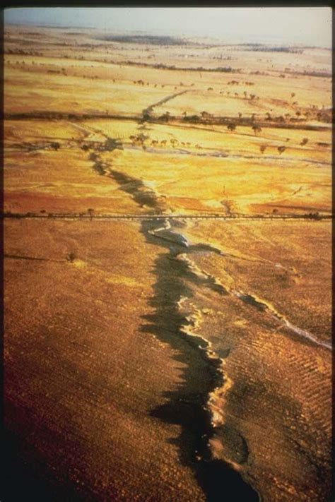 Surface Rupture, Meckering, Australia Earthquake of October 14, 1968 ...