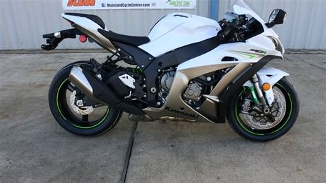 $15,099: 2017 Kawasaki ZX10R Ninja Pearl Blizzard White Overview and ...