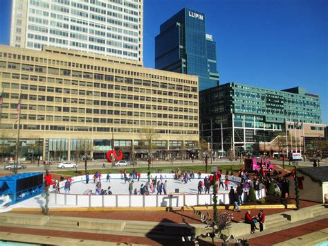 Baltimore You are Marvelous: Ice Skating at the Inner Harbor