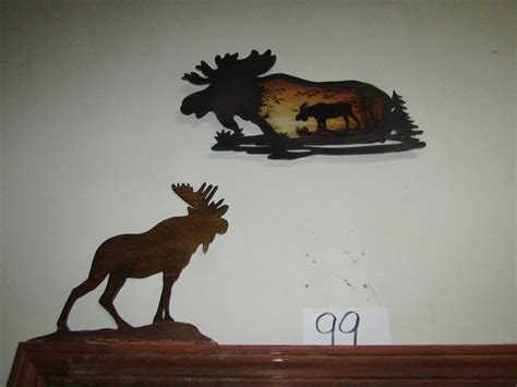 LOT 99 MOOSE WALL ART | EstateSales.org