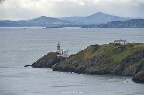 Howth: A Cliff Walk on The Tombolo Peninsula - Travel Realist