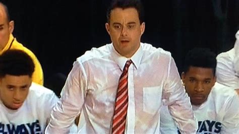 Arizona basketball coach Sean Miller sweats through shirt in first 11 ...