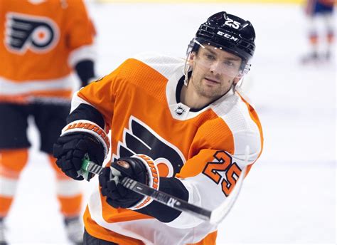 Flyers' James van Riemsdyk to have finger surgery Friday