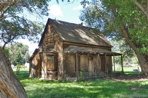 Abandoned Buildings and Dark History of Circleville, Utah