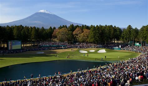 The Most Stunning Golf Courses in Japan