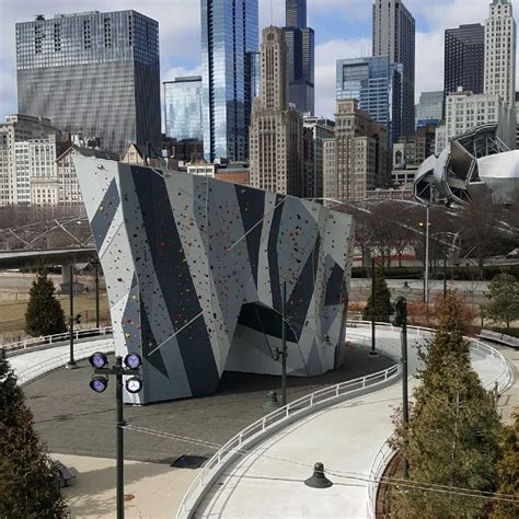 Maggie Daley Park Climbing Wall - Entre-Prises Climbing Walls in 2022 ...