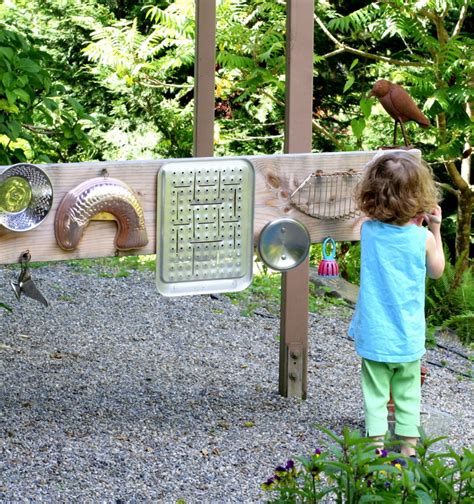 DIY Outdoor Sound Garden - great idea and fun for kids too! #DIY # ...