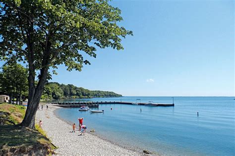 Lake Erie Beaches: 12 to Visit this Summer