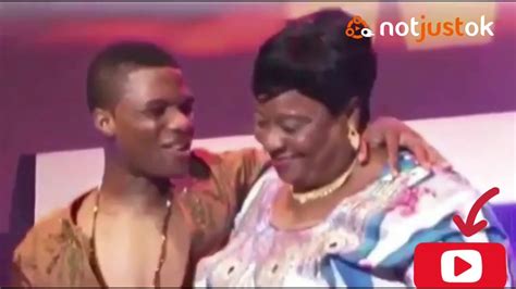 Watch Wizkid Dance On Stage With His Mother 🥰 - YouTube