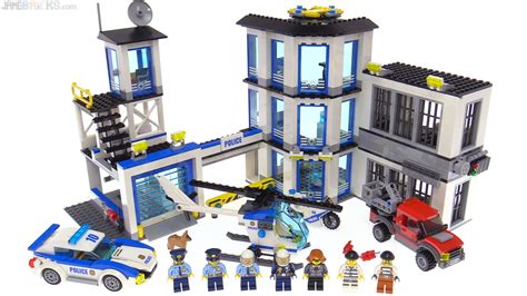 LEGO City 2017 Police Station review - 60141