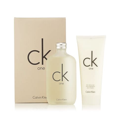 CK One Gift Set EDT and Skin Moisturizer for Women and Men by Calvin K – Fragrance Outlet