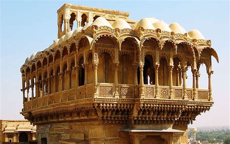 Top 5 famous Havelis in Rajasthan - YourAmazingPlaces.com