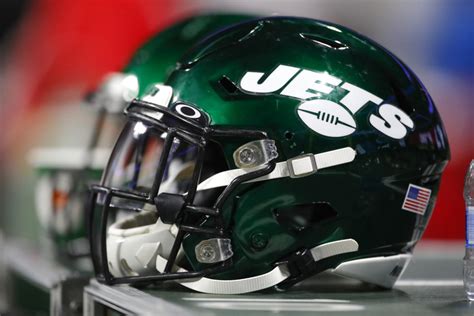 Look: Former Jets Running Back Shares Heartbreaking News - The Spun