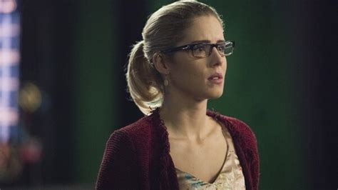 Emily Bett Rickards As Felicity Smoak In Arrow Wallpaper,HD Tv Shows ...