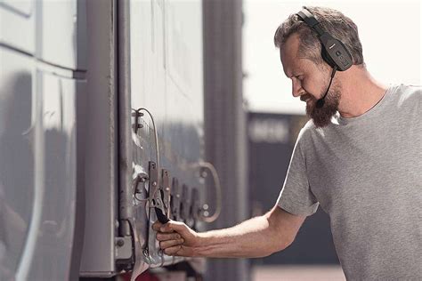 Best Bluetooth Headsets For Truckers
