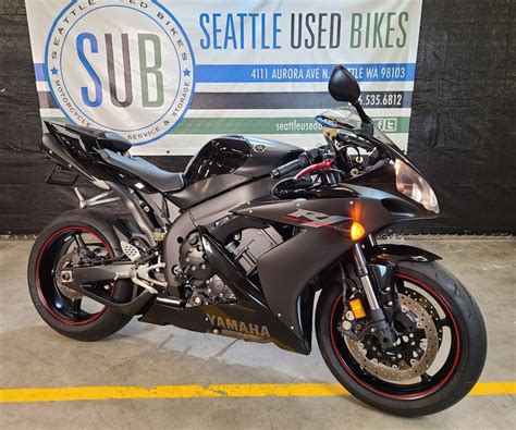 2005 YAMAHA YZF-R1 | Seattle Used Bikes