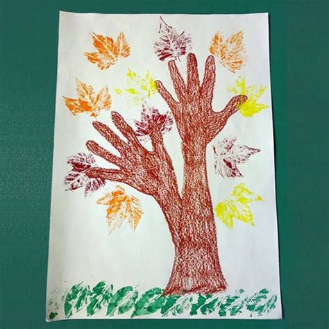 Leaf Prints Tree | Kids' Crafts | Fun Craft Ideas | FirstPalette.com