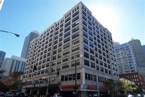 Hampton Inn & Suites Chicago Downtown - Chicago, Illinois