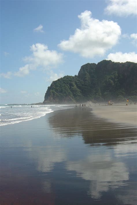 Karekare Beach, Auckland, New Zealand | New zealand beach, Instagram ...