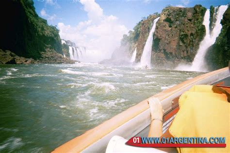 Iguazu Falls when visiting this great tourist to adventure