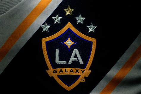 LA Galaxy returning five stars on jersey above crest | MLSSoccer.com