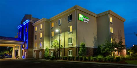 Savannah Midtown Hotel | Holiday Inn Express & Suites Savannah - Midtown