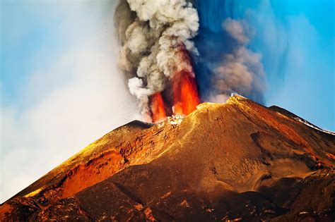 10 active volcanoes to see in your lifetime - The Points Guy