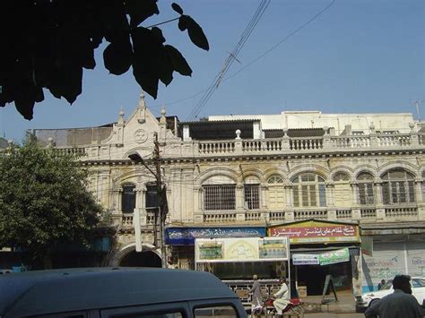 Photo - Old Building at Karachi by Rashid Farooq (Karachi) | Pak101.com