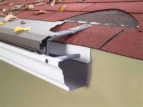 Gutter for Eaves in House, Villa, Apartment to Drain Rainwater