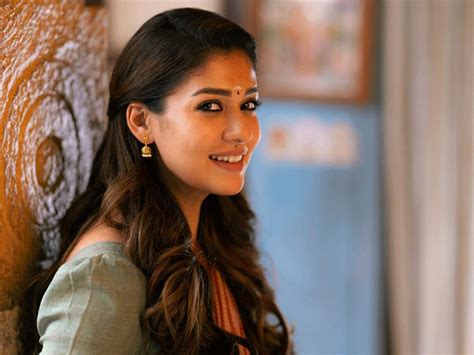 Nayanthara Movie Annapoorni Controversy | Jabalpur | FIR filed against Nayanthara: Accused of ...